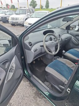 Toyota Yaris 1.0 VVT-i 50Kw - 7