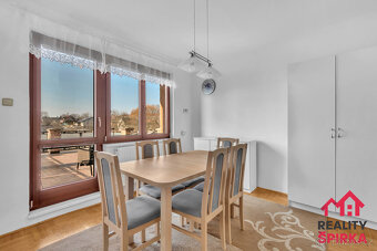Prodej RD 5+1, garáž, CP 495 m², Staré Město u Moravské Třeb - 7