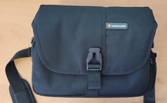 Nikon D5200, nabíječka, baterie, karta 32gb, brašna - 7
