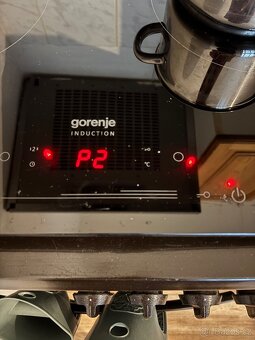 Indukční varná deska Gorenje - 7