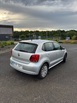 Volkswagen Polo Mk 5 (6R) 2011 1.2i - 7