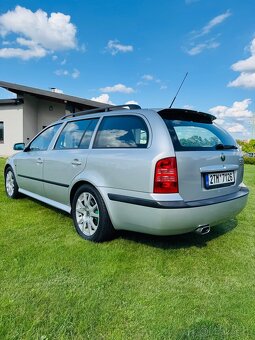 Škoda Octavia 1.8T RS combi - 7