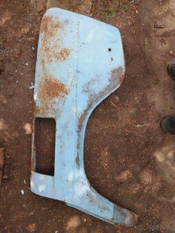 Mix 9 kusů blatníků na Škoda 100 nebo 110R - 7