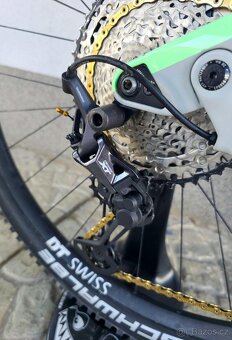 Horské kolo Canyon Strive CF 7.0 Carbon 2021 29″ - 7
