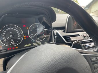 BMW 220d xDrive Active Tourer 140kW(190k) pohon všech kol. - 7