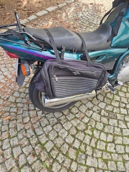 Yamaha Diversion 900 - 7