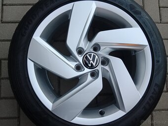 alu kola 5x112 r17 VW Golf a letní pneu 222/45/17 - 7