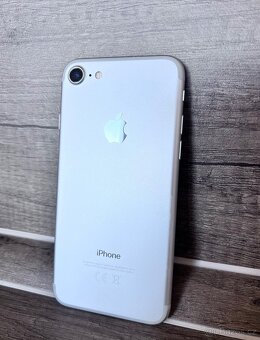 Apple iPhone 7 - kompletní balíček, plně funkční - 7