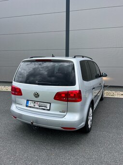 Volkswagen touran - 7
