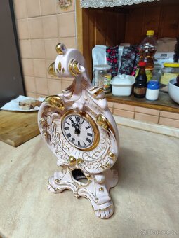 Hodiny porcelánové - 7