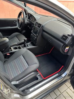 Mercedes Benz A150i - 7