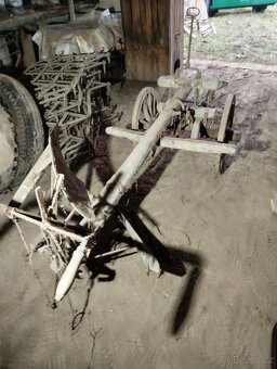 Staré zemědělské stroje - 7