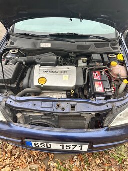 Opel Astra 1.6  16V - 7