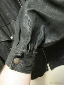 Kožená bunda pro tvrďáka - 7