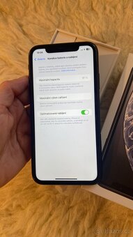 iPhone XR 64GB černý, 91% baterie, top stav - 7