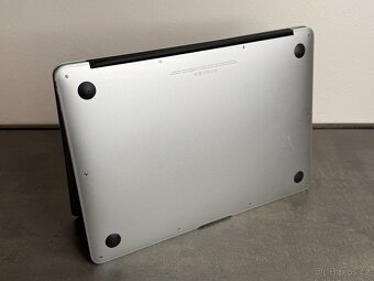 Macbook Air 13'' 2013 / i5 / 4GB / 128GB SSD / DPH - 7