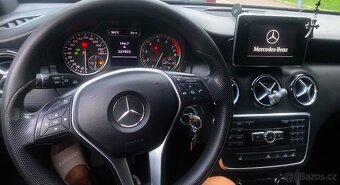 Mercedes A - 7