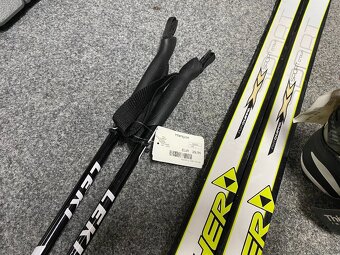 NOVÝ SET- BĚŽKY FISCHER 202 cm, HOLE LEKI , BOTY vel.40 - 7