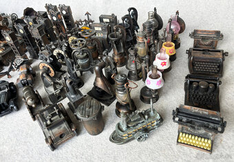 Sbírka kovových ořezávátek - 77 kusů - 7