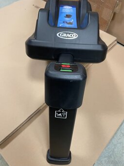 Graco Isofamily základna jako nová - 7