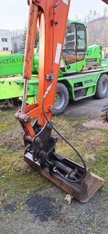 Bagr Hitachi Zaxis - 7