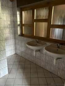 Užívání zahrady - 7