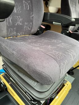 Pneumatické sedačky GRAMER CHICAGO ,Mercedes Sprinter - 7
