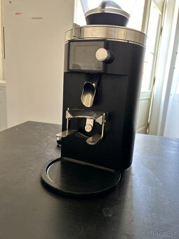 Mahlkönig E65S – profesionální espresso mlýnek - 7