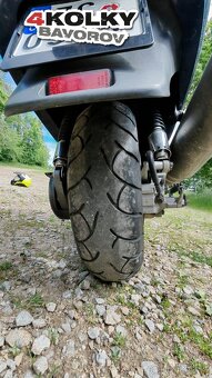 Suzuki 650 Burgman - 7