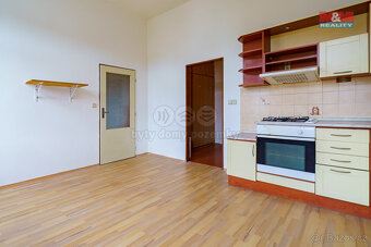 Prodej bytu 1+1, 45 m², Cheb, ul. Palackého - 7