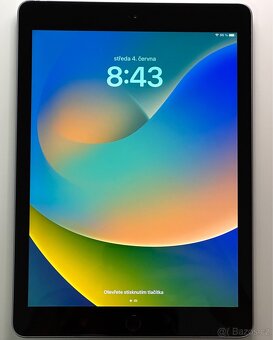 iPad 5 32GB Wi-Fi Space Gray - 7