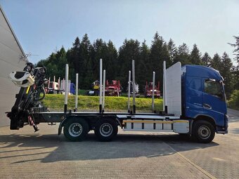 Lesovoz LESOVÚZ VOLVO FH13 do drewna drzewa lasu stos - 7