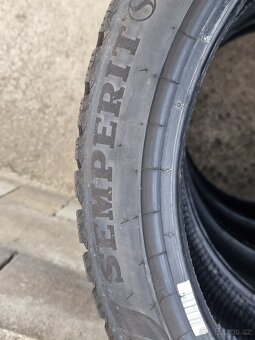 225/40/18 Zimní pneumatiky Semperit Speed Grip 5 - 7
