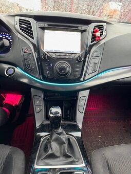 Osobní automobil HYUNDAI i40 - 7