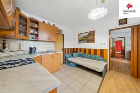 Prodej rodinného domu 300 m2 Vinary - 7