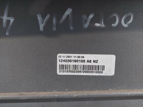 Škoda Octavia IV Zadní nárazník barva Quarz - 7