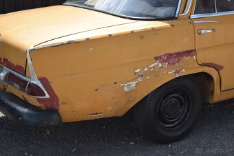Mercedes-Benz W111 220b - 7