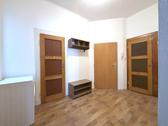 Pronájem bytu 2+kk, Čechova, Plzeň, 13.490 Kč/měs, 51 m2 - 7