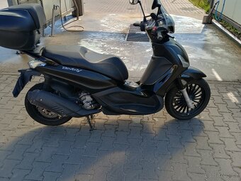 Piaggio Beverly 300 - 7