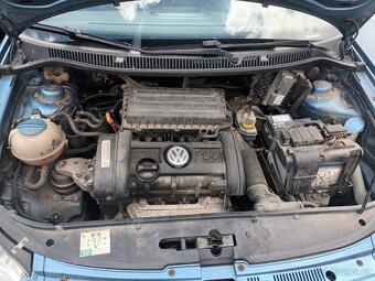 VW Polo 1.4i 16V 9N 2006 Poškozený motor - 7