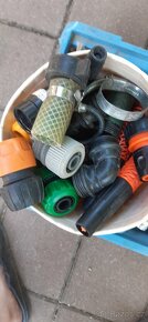 PE vodovodní potrubí a zbytky zahradních hadic 3/4" - 7