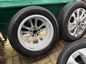 Mercedes-Benz GLA R17 kola - 7