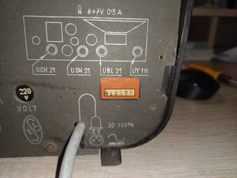 Staré rádio Tesla 504 U II - 7