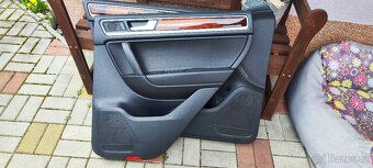 Volkswagen Touareg 2 7P čalounění - 7