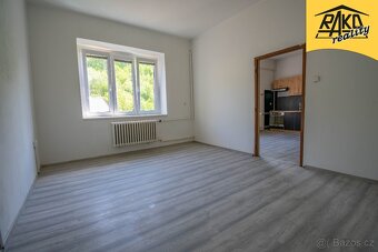 Prodej bytu 3+kk se zahrádkou a garáží - 7