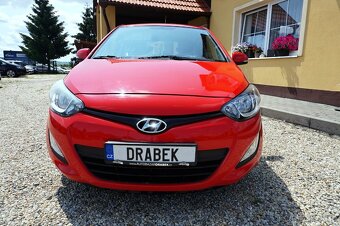 HYUNDAI i20 2013 1,2 63kw INCLUSIVE PLUS - 7