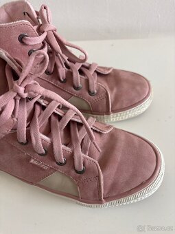 Prodám růžové kotníkové boty Lotto 34/225 mmm - 7