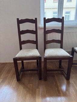 Jídelní stůl z masivu + 6 židlí z masivu - 7