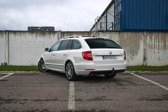 Škoda Superb Combi 2.0 TDI CR Business - 7