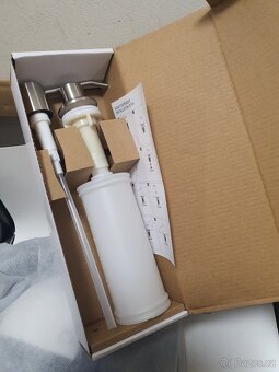 NOVÝ silný hluboký kuchyňský dřez + DÁVKOVAČ - 7